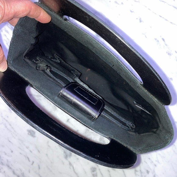 Vintage DKNY Black Suede Purse With Embossed Floral Handles - Picture 10 of 12